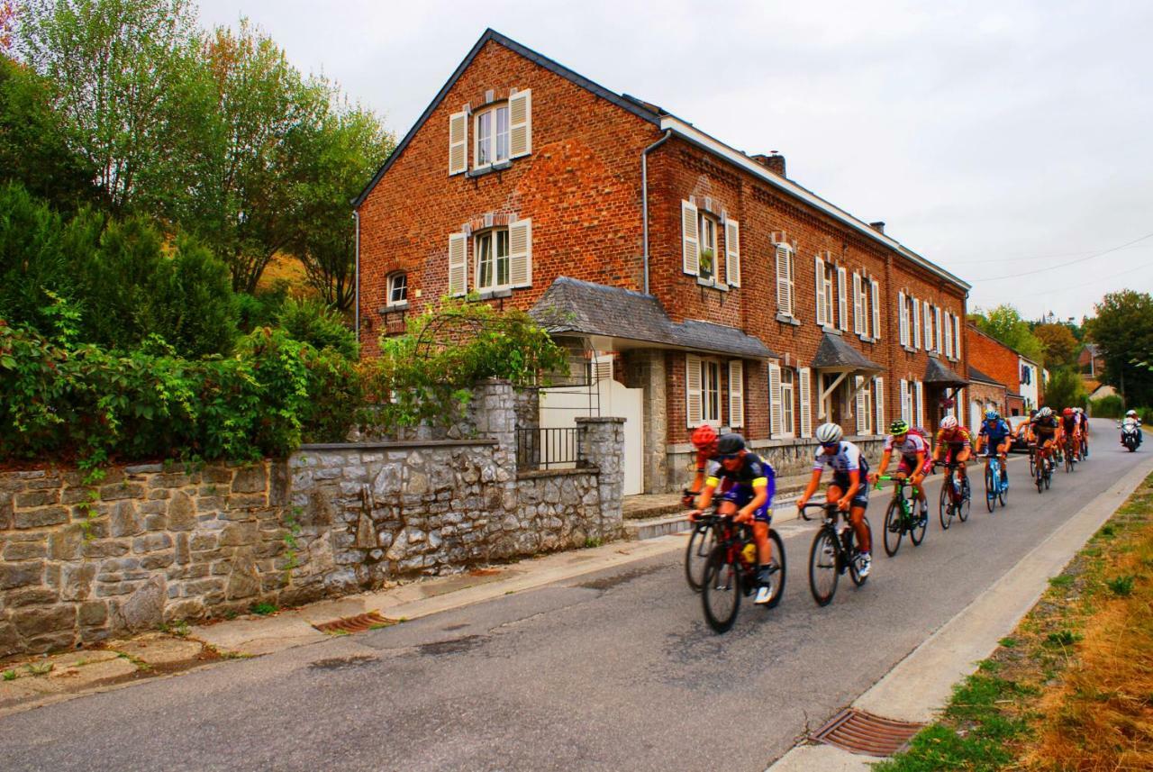 Les2Sources Bike-B&B Rochefort Exterior photo